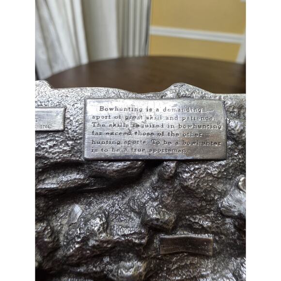 1983 Bergamot Brass Works BOWHUNTING Belt Buckle Enameled 3.25" x 2.5" With Belt - Picture 14 of 16